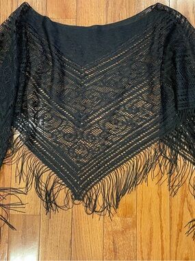 Black Fringe Women’s Shawl